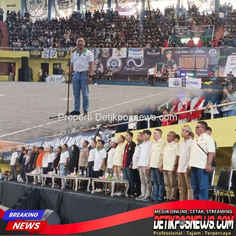 InCollage_20251004_170444116_copy_1024x1024